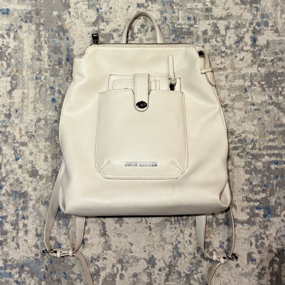 Steve Madden Backpack with removeable wallet - Picture 2 of 7
